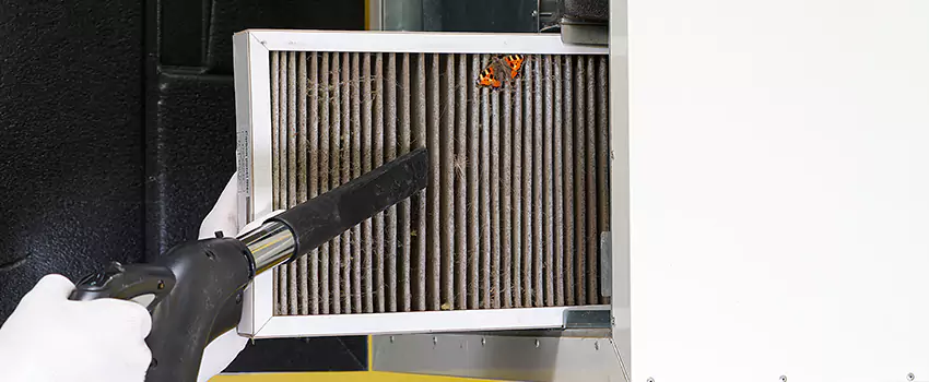 Clogged Air Duct Cleaning Process in Willowbrook, NY